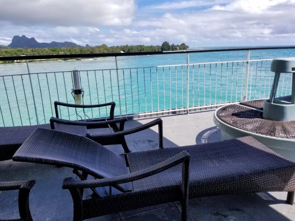 On deck aboard the Tuhaa Pae IV
